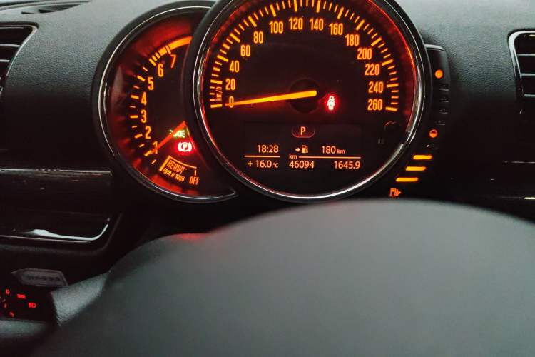 Used MINI Clubman 2016 Revised Version 2.0T COOPER S Connoisseur Edition
