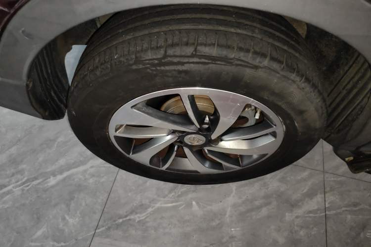 Used Baojun 560 2017 1.5T DCT Flagship Model 7 Seats