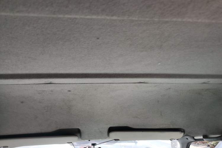 Used Ford Classic Transit 2013 2.8T Diesel Van Short Wheelbase Mid-Roof Model JX493ZLQ3A Headliner