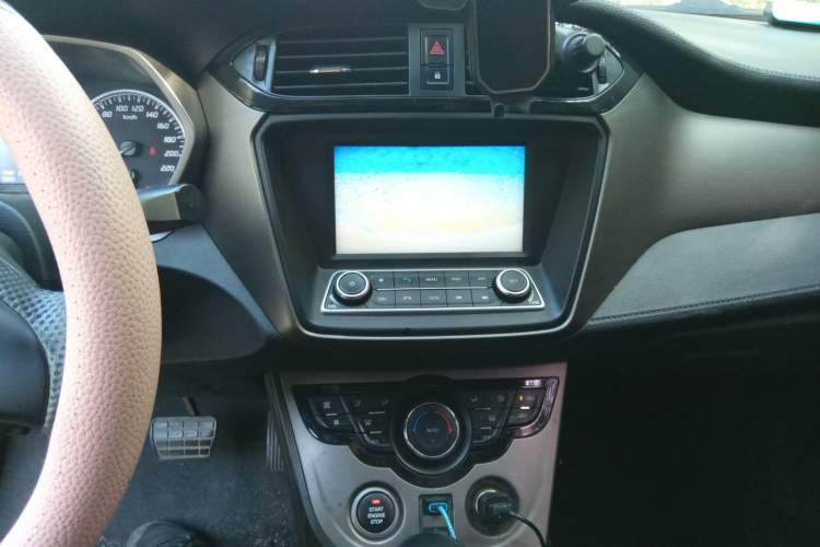 Used Haima M3 2016 1.5L CVT Smart Luxury Version
