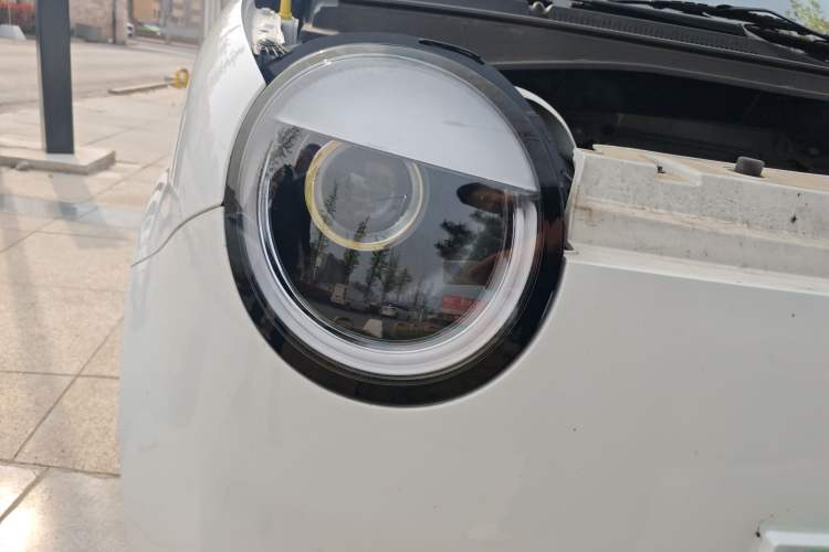 Used CHANGAN NEVO Lumin 2022 301km Honey-Sweet Version Right Front Headlight