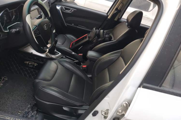 Used Geely Auto Vision X3 2017 1.5L Manual Luxury Model
