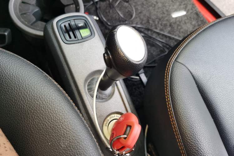 Used smart fortwo 2015 1.0 MHD Spark Special Edition