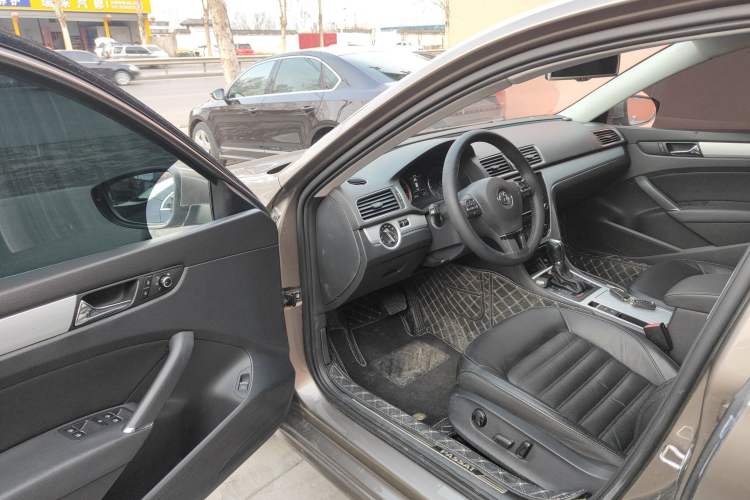 Used Volkswagen Passat 2014 1.8TSI DSG Prestige Edition