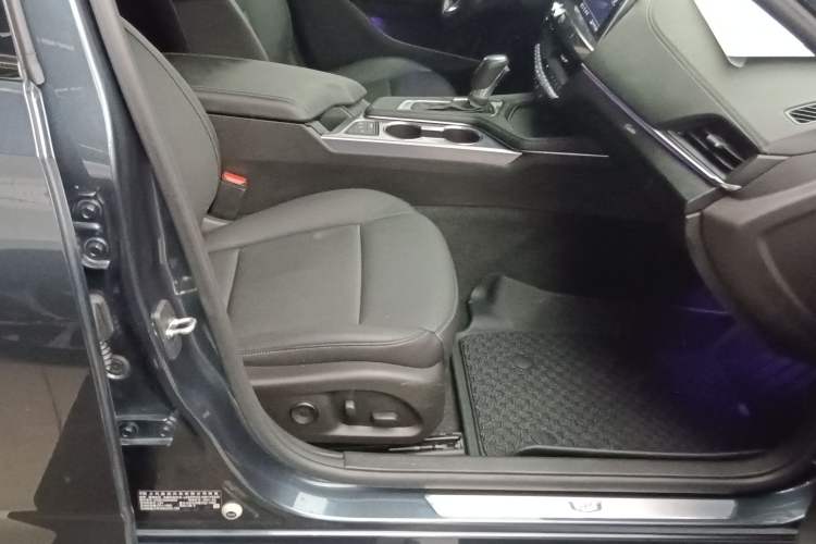 Used Cadillac CT4 2021 28T Luxury Model