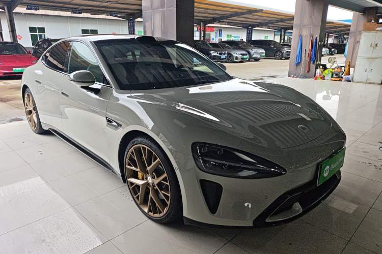 Used Xiaomi Auto SU7 2024 Four-Wheel Drive Ultra-Long Range Advanced Intelligent Driving Max Edition
