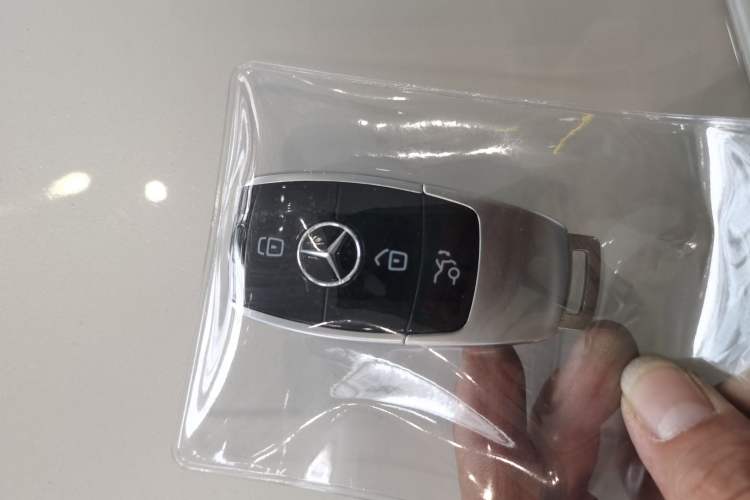 Used Mercedes-Benz E-Class 2019 Facelifted E 300 L Stylish Version
