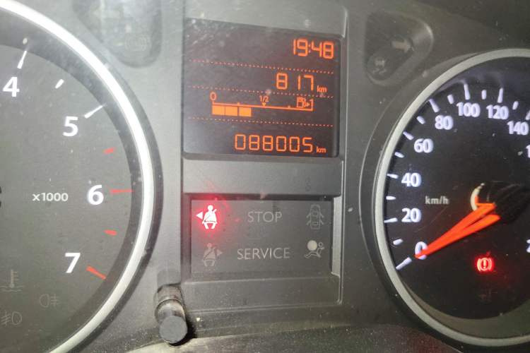 Used Dongfeng Aeolus L60 2015 1.8L Manual New Enjoyment Version
