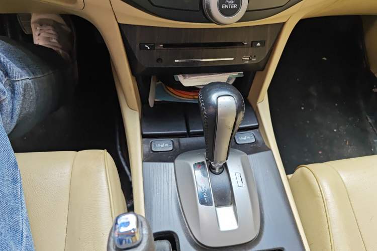 Used Honda Crosstour 2012 2.4L Luxury Edition
