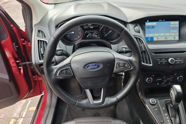 Used Ford Focus 2018 Hatchback Classic EcoBoost 180 Automatic Elite Model
