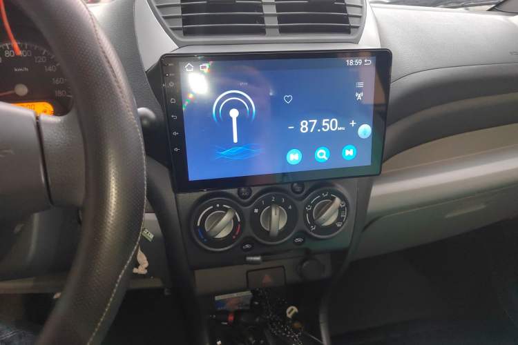 Used Suzuki Alto 2013 1.0L Automatic Luxury Model
