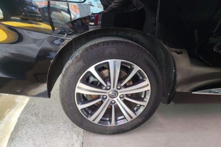 Used GAC Trumpchi M8 2018 320T Luxury Edition Exterior 5