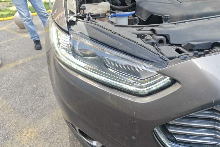 Used Ford Mondeo 2013 2.0L GTDi 200 Luxury Model