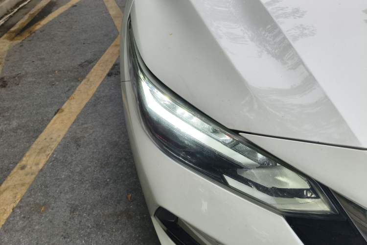 Used Nissan Sylphy 2021 1.6L XL CVT Enjoyment Edition Right Front Headlight