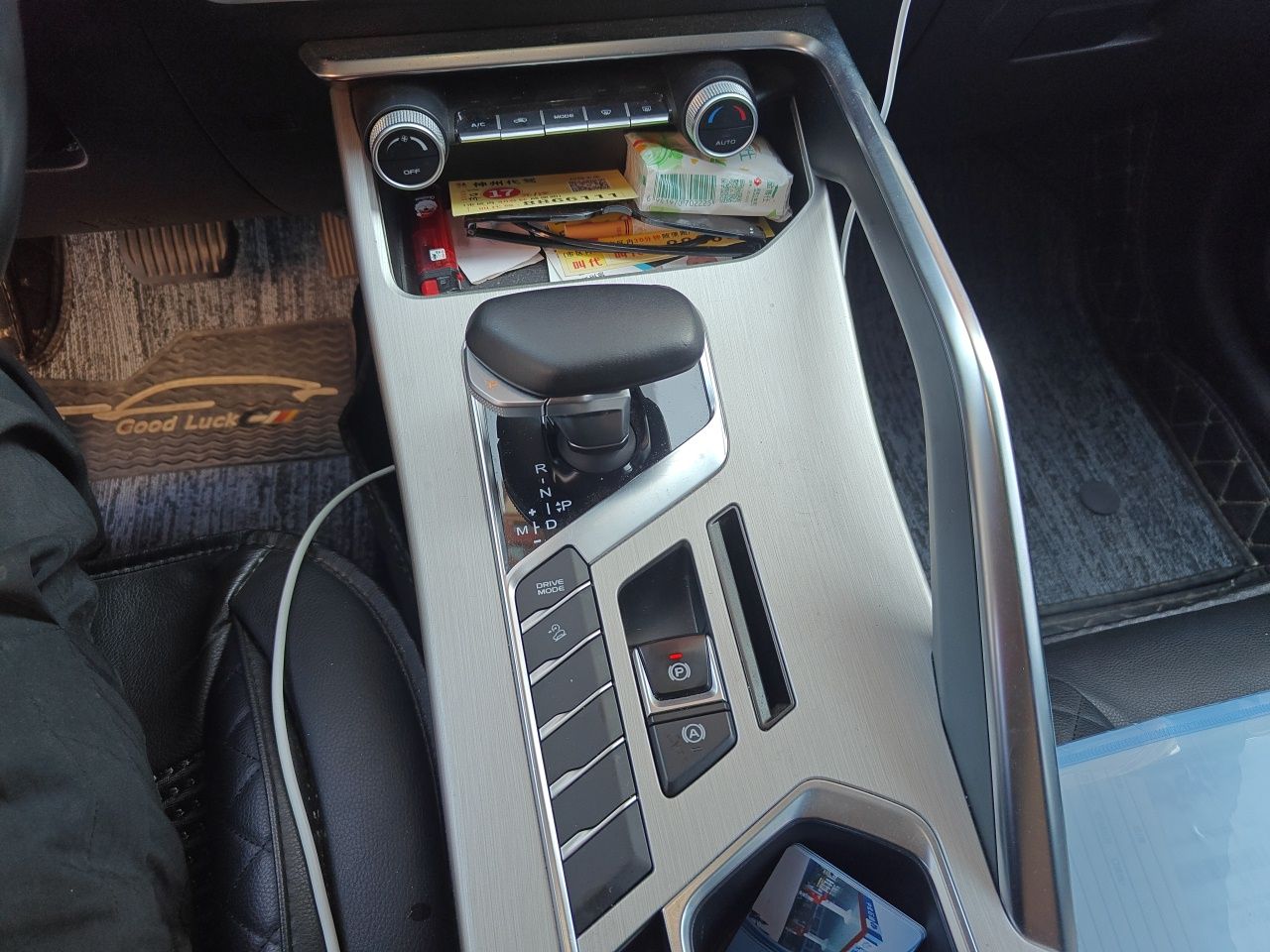 Geely Auto Coolray 2023 1.5T DCT Platinum Edition — снимка 14