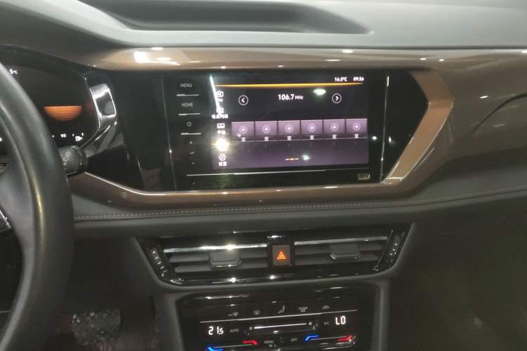 Used Volkswagen Tharu 2022 280TSI Two-Wheel Drive Comfort Edition