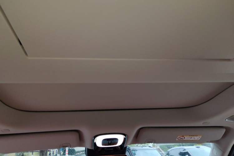 Used GAC Trumpchi S9 2025 Model Qiankun Ultra 6-Seater Headliner