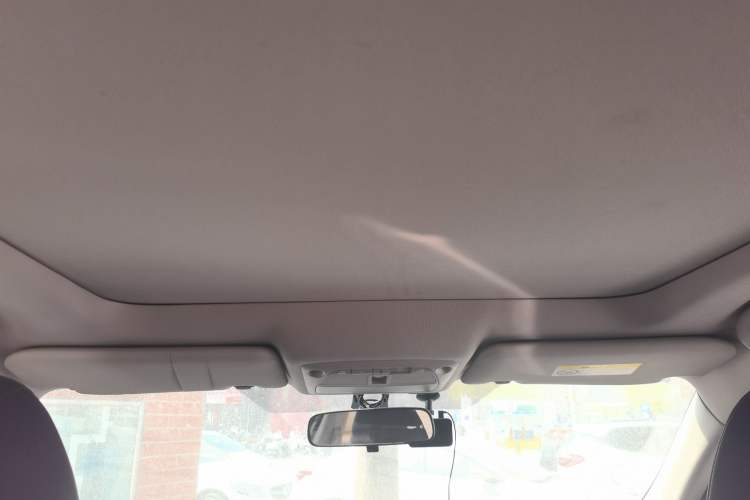 Used Nissan X-Trail 2017 2.5L CVT Leading Edition 4WD
