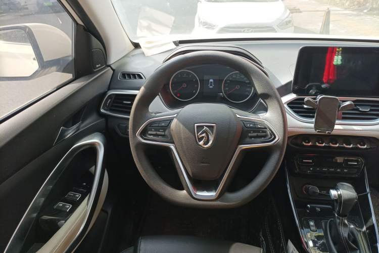 Used Baojun 530 2019 1.5T CVT Luxury 7-seater China VI
