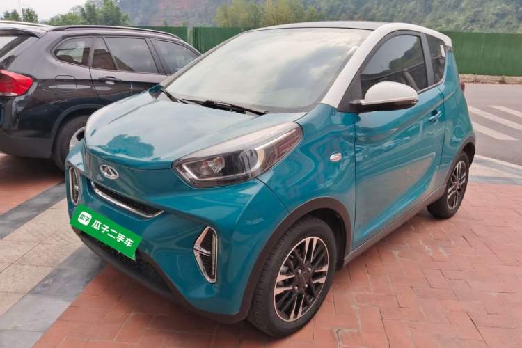 Used Chery New Energy Little Ant 2022 Restyled Version Sweet Pink Edition Half-Sugar Version 30.6 kWh 30 kW 301 km