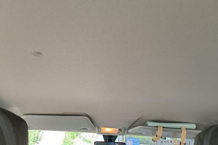 Used Wuling Hongguang MINIEV 2021 Macaron Premium Model – Lithium Iron Phosphate Headliner