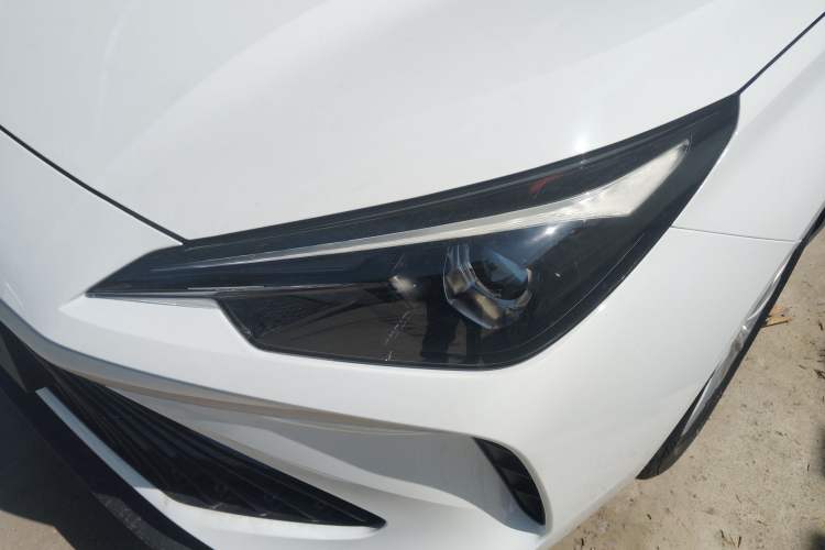 Used Roewe i5 2026 Model 1.5L CVT Luxury Version Left Front Headlight