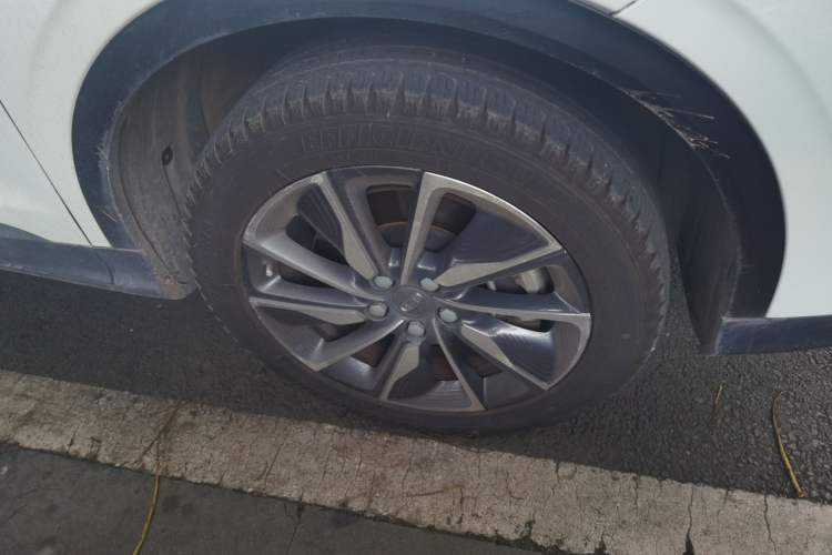 Used Geely Auto Coolray New Energy 2020 1.5T ePro Super Right Front Wheel Hub