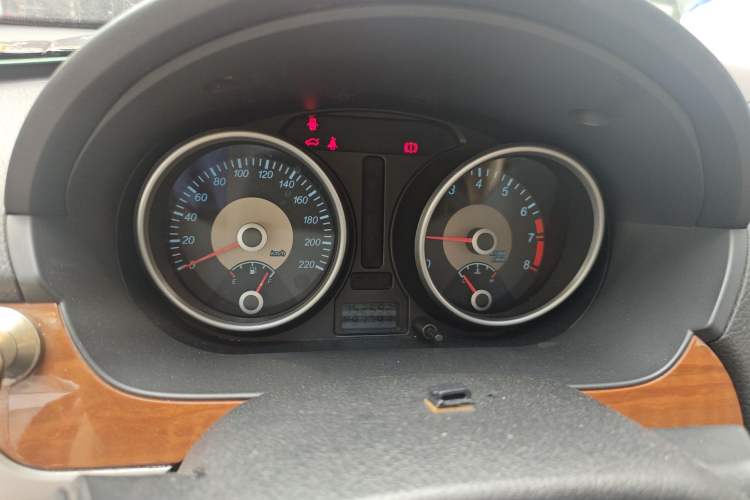 Used Buick Excelle 2011 1.6 LE-MT Instrument Cluster