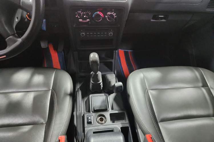 Used Leopaard Heijingang 2014 2.4L Manual 4x4