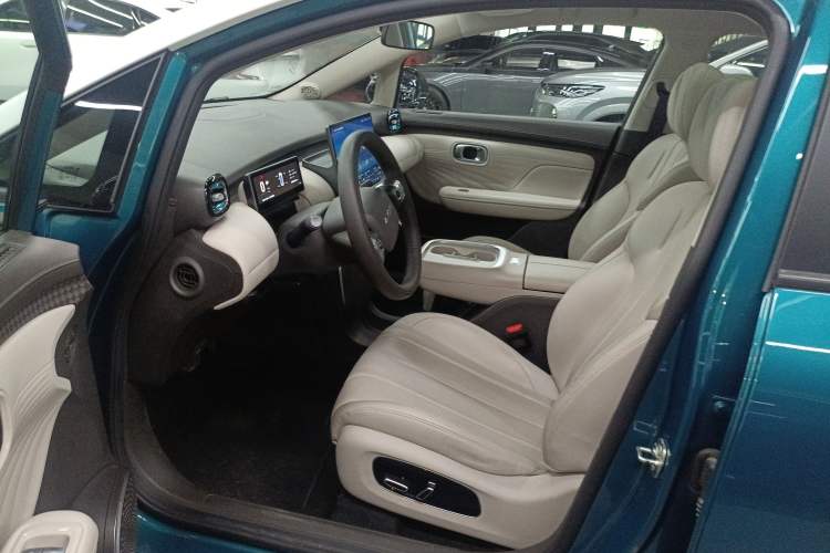 Used AION UT 2025 420 Prestige Edition

