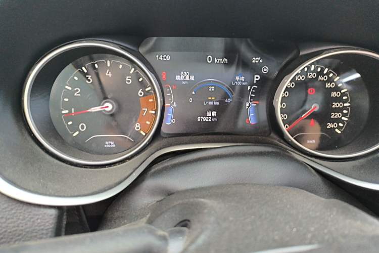 Used Jeep Compass 2017 200T Automatic Family Edition
