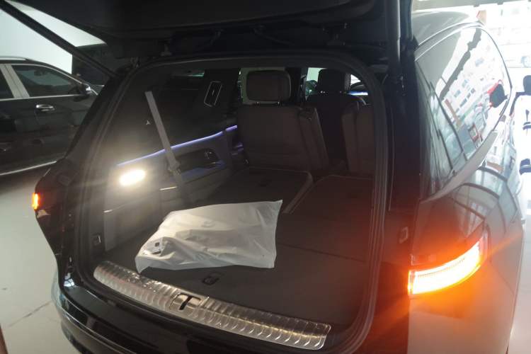 Used Nio ES8 2026 Model 6-seat Executive Luxury Edition Trunk