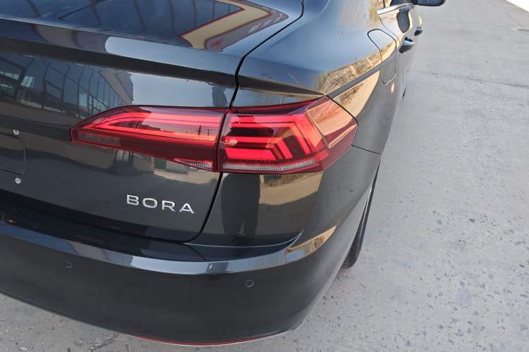 Used Volkswagen Bora 2021 1.5L Automatic Comfort Smart Connect Edition
