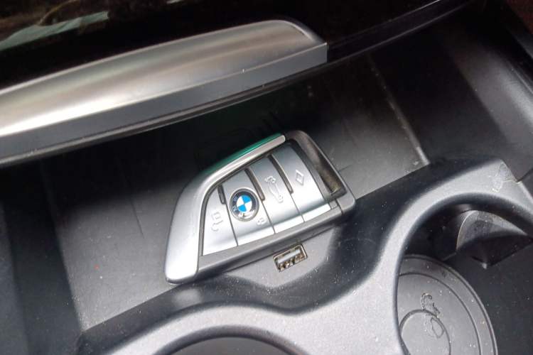Used BMW 5 Series 2021 525Li M Sport Package Vehicle Key