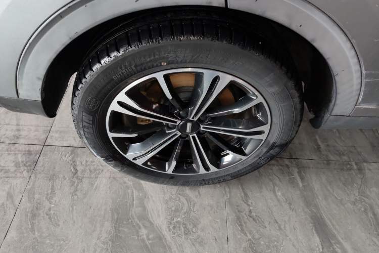 Used Wey VV6 2020 2.0T Two-Wheel Drive Smart Enjoyment+