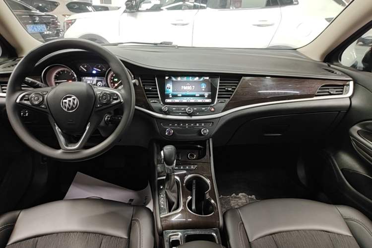 Used Buick Verano 2018 Sedan 20T Dual-Clutch Leading Model
