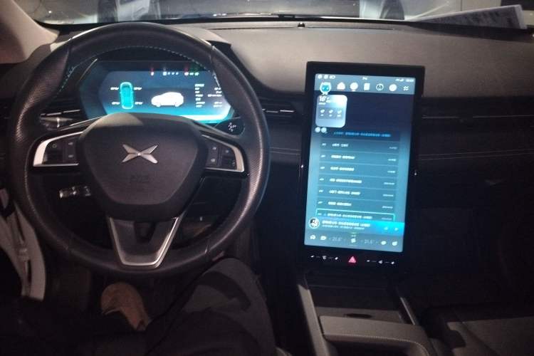 Used XPeng G3 2022 G3i 460G+ Center Console