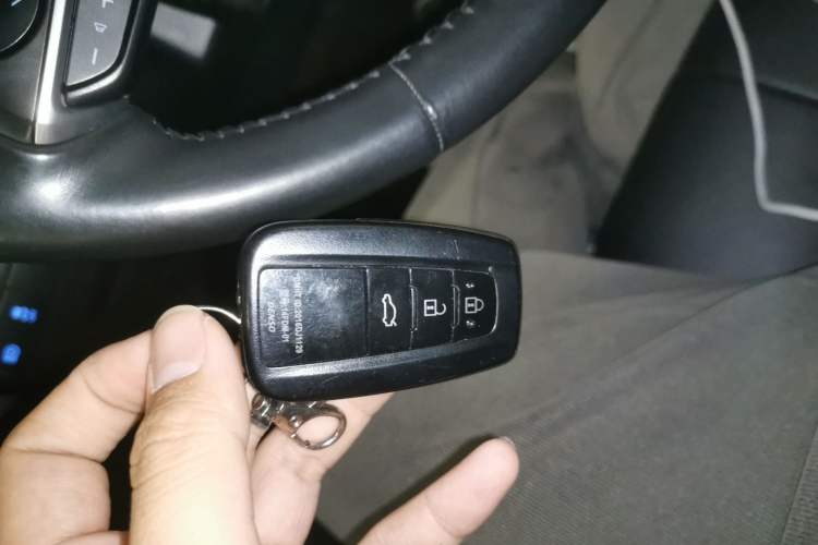 Used Toyota Camry 2019 2.0G Luxury Edition China VI Standard