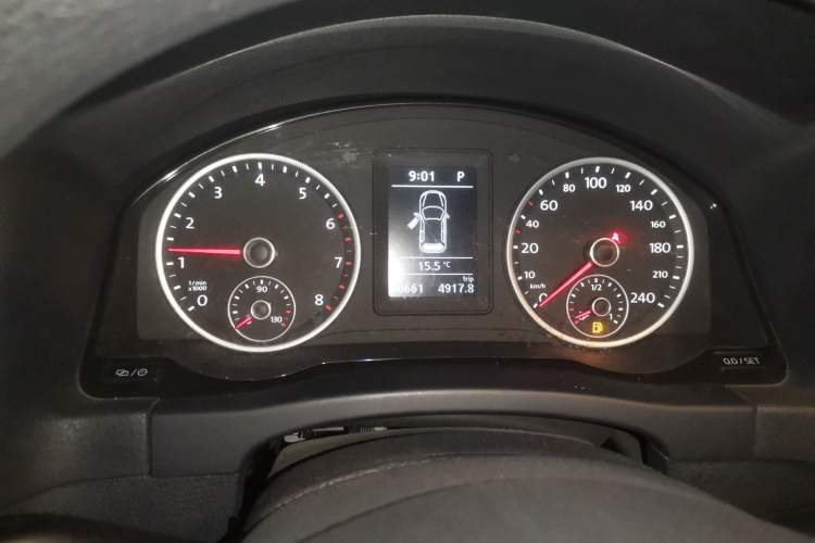 Used Volkswagen Tiguan 2017 300TSI Automatic Two-Wheel Drive Silk Road Luxury Edition Instrument Cluster