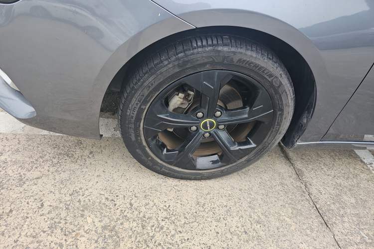 Used Roewe i6 MAX 2020 300TGI Automatic "Swell Cool Smart Drive" Edition
