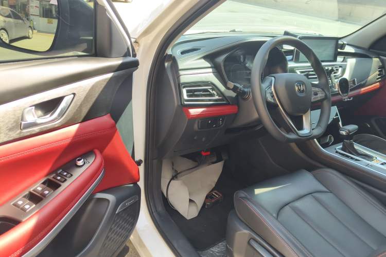 Used Changan CS75 2023 Enjoy Edition 1.5T DCT Luxury Version
