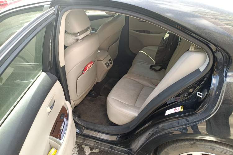 Used Lexus ES 2010 240 Elegant Edition
