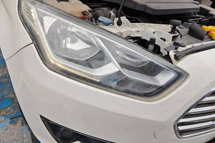 Used Ford Escort 2017 Happy Edition 1.5L Manual Fashion Model
