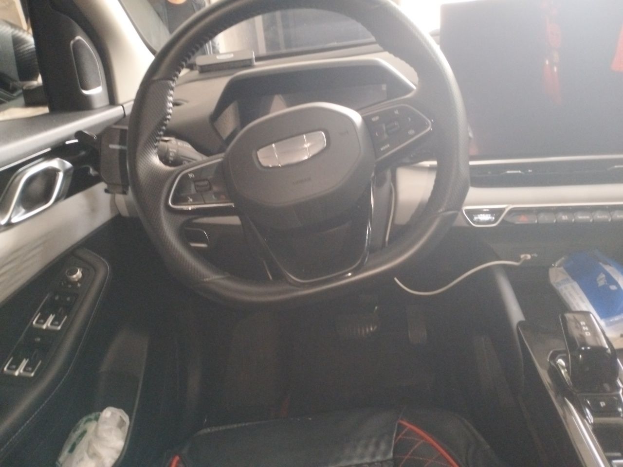 Geely Auto Coolray 2025 Bin Yue L 1.5TD DCT Star Diamond — снимка 7
