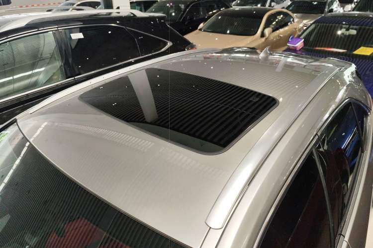 Used Lexus UX 2020 260h F SPORT Version Roof