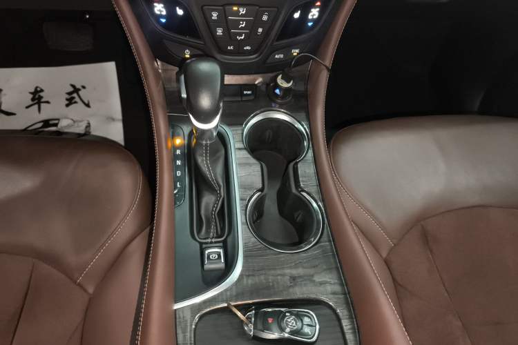 Used Buick Envision 2017 28T Four-Wheel Drive Elite Model