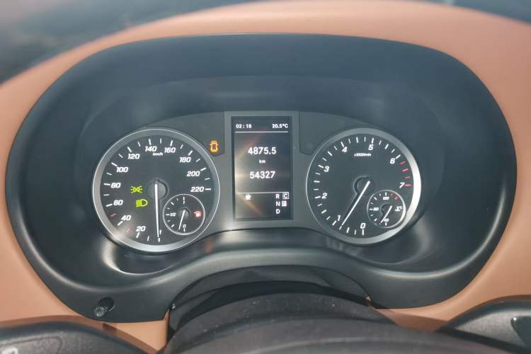 Used Mercedes-Benz Vito 2021 2.0T Elite Version 7 Seats Instrument Cluster