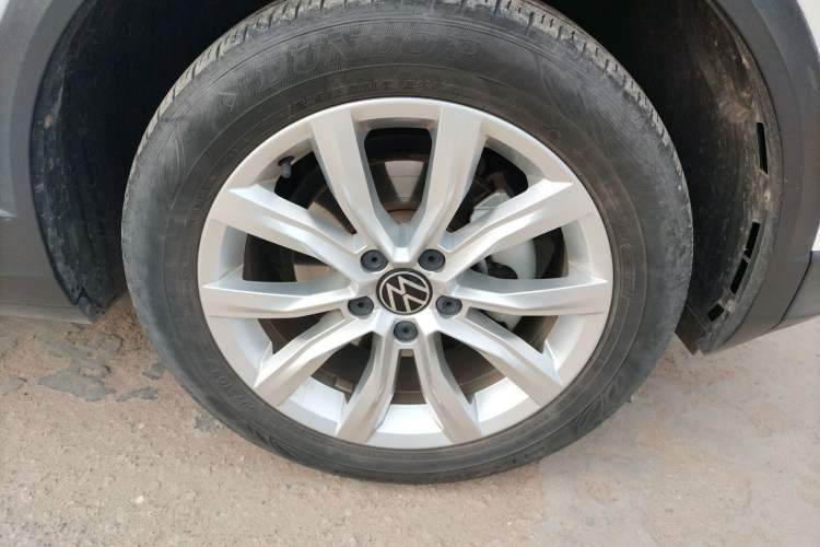 Used Volkswagen T-ROC 2021 280TSI DSG Two-Wheel Drive Elite Connect Edition