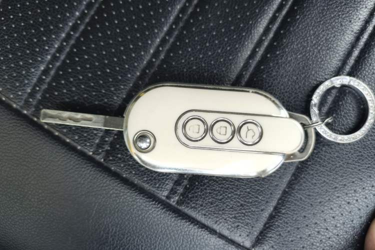 Used Wuling Hongguang MINIEV 2022 Macaron Premium Model – Lithium Iron Phosphate
