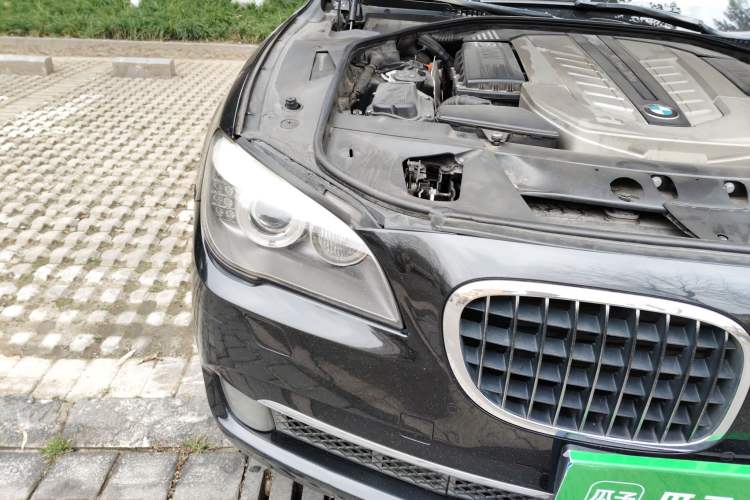 Used BMW 7 Series 2010 760Li Right Front Headlight